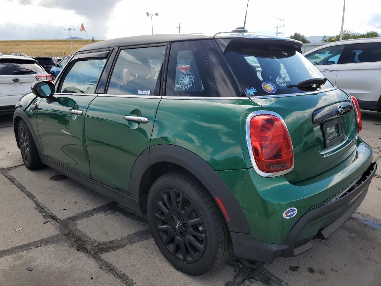 2023 MINI COOPER  VIN:WMW33DK00P2T76198