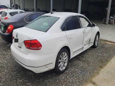 2015 Volkswagen Passat 1VWZZZA3ZFC103957 VIN:1VWZZZA3ZFC103957