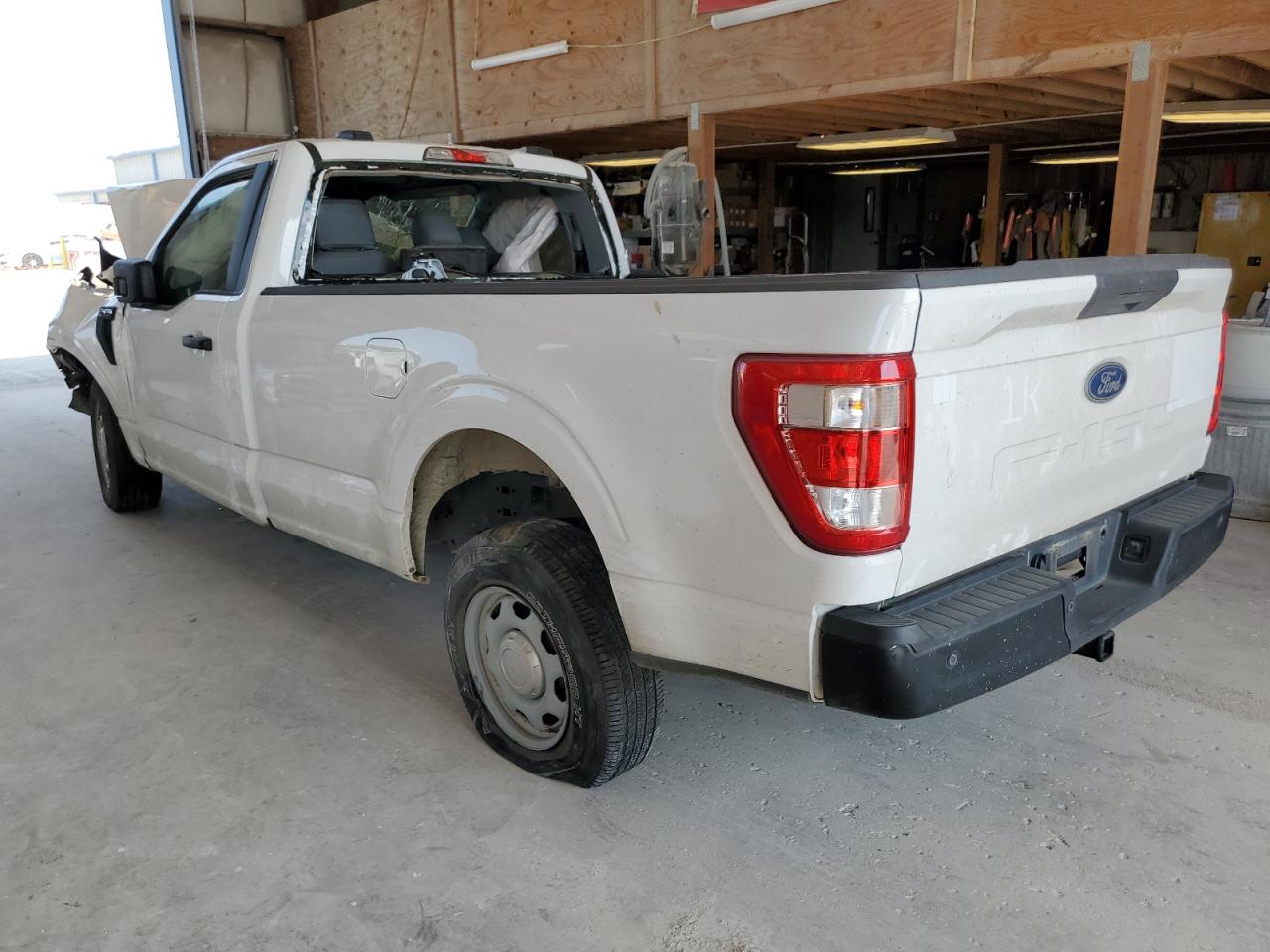 2022 FORD F150  VIN:1FTMF1CB2NKE06571