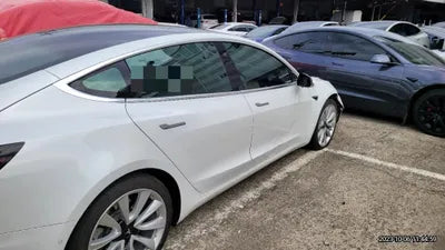 2020 Tesla Model 3 VIN:
