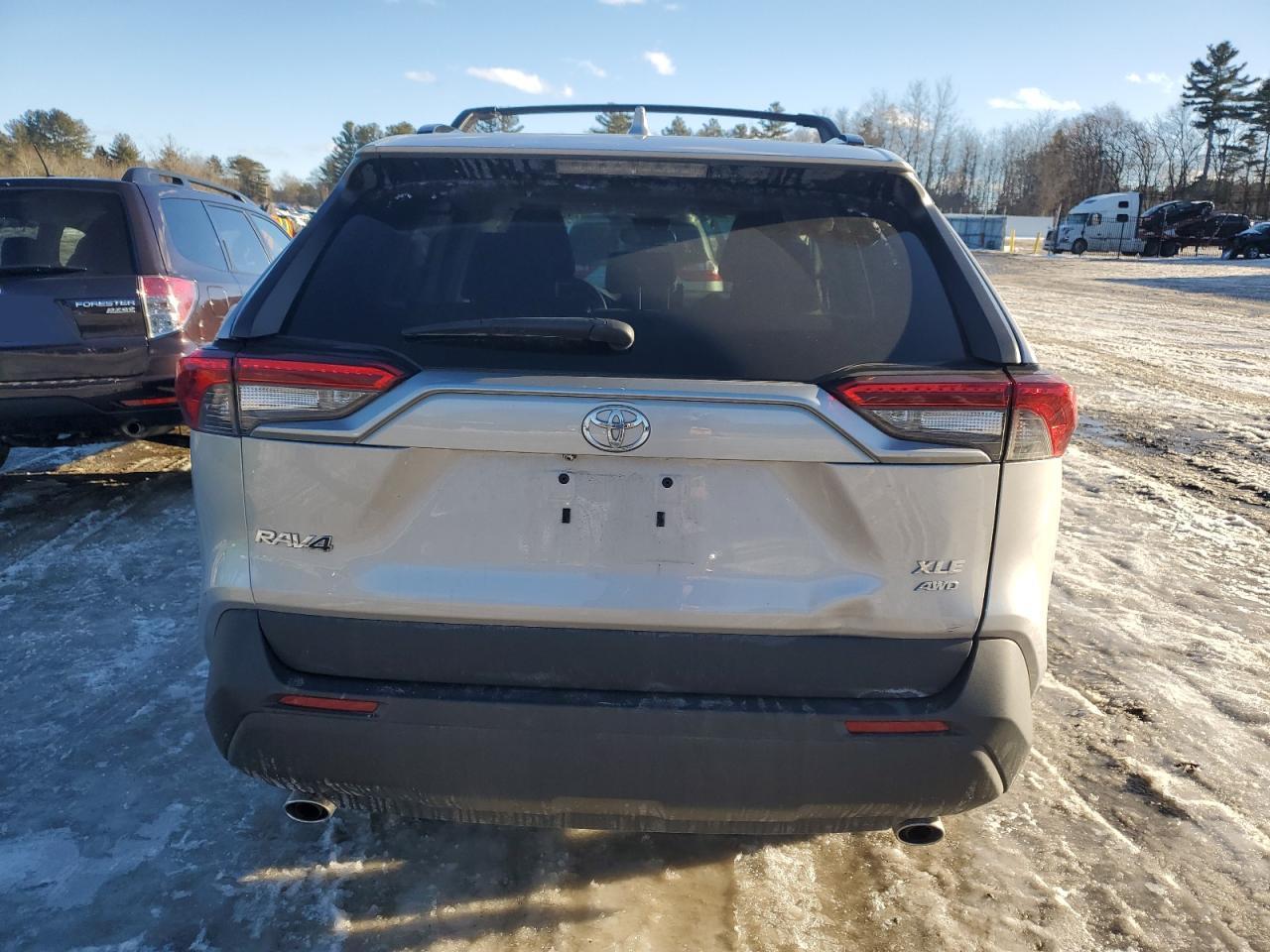 2022 TOYOTA RAV4 XLE VIN:2T3P1RFV9NC258623