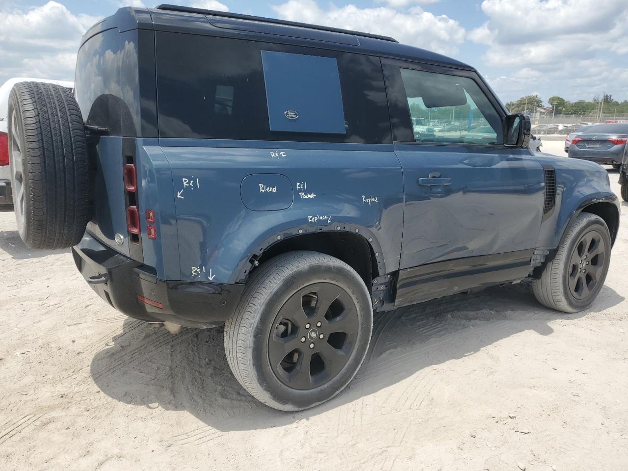 2023 LAND ROVER DEFENDER 90 X-DYNAMIC SE VIN:SALE26EU6P2127681