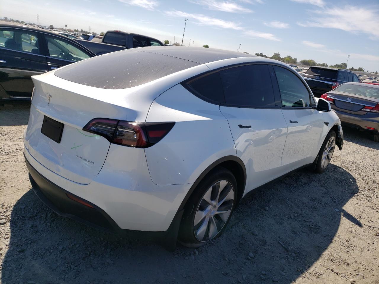 2023 TESLA MODEL Y  VIN:7SAYGDEE9PF620340