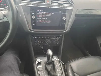 2018 Volkswagen Tiguan VIN: