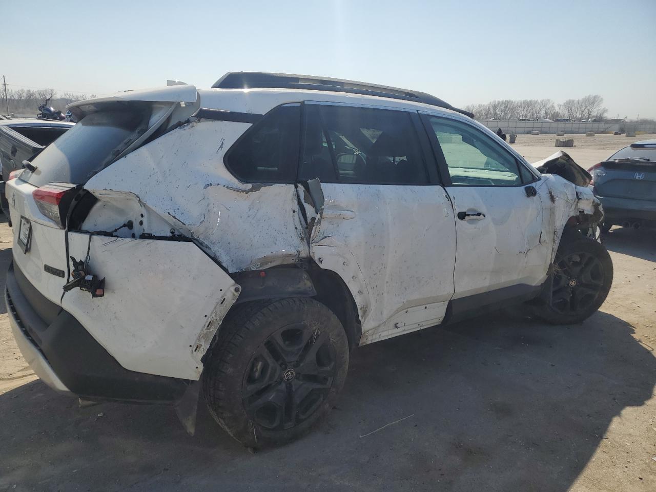 2022 TOYOTA RAV4 ADVENTURE VIN:2T3J1RFV2NW254739