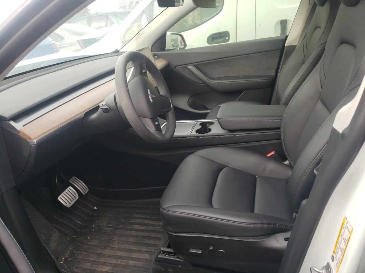 2022 TESLA MODEL Y  VIN:7SAYGDEF9NF463043