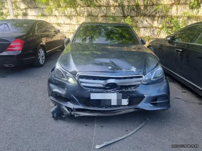 2015 Mercedes-Benz E 250 VIN: