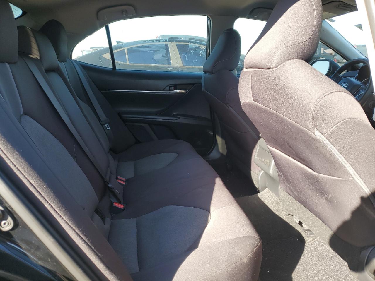 2022 TOYOTA CAMRY LE VIN:4T1C11AK0NU642018