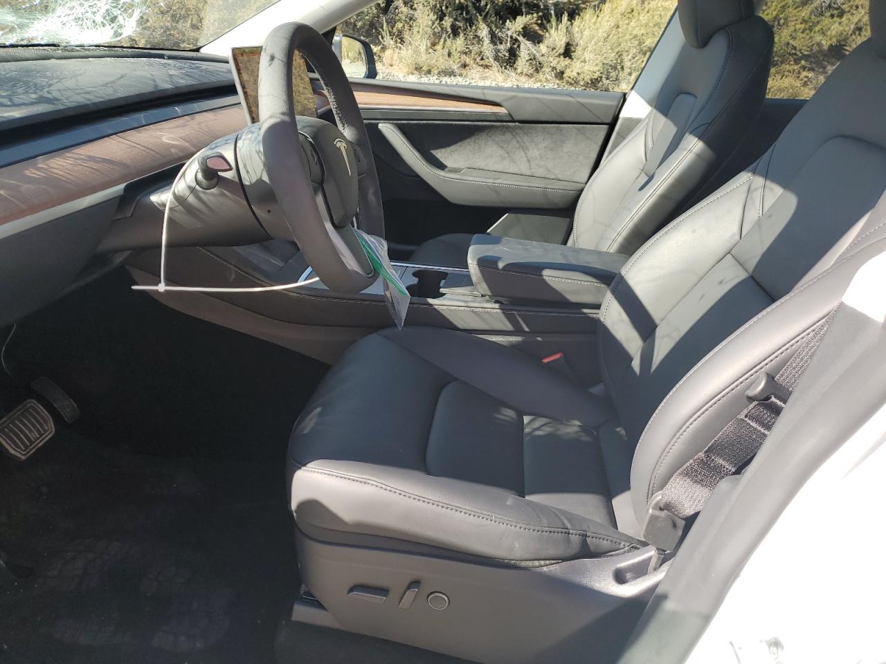 2024 TESLA MODEL Y  VIN:7SAYGDEE2RF153619