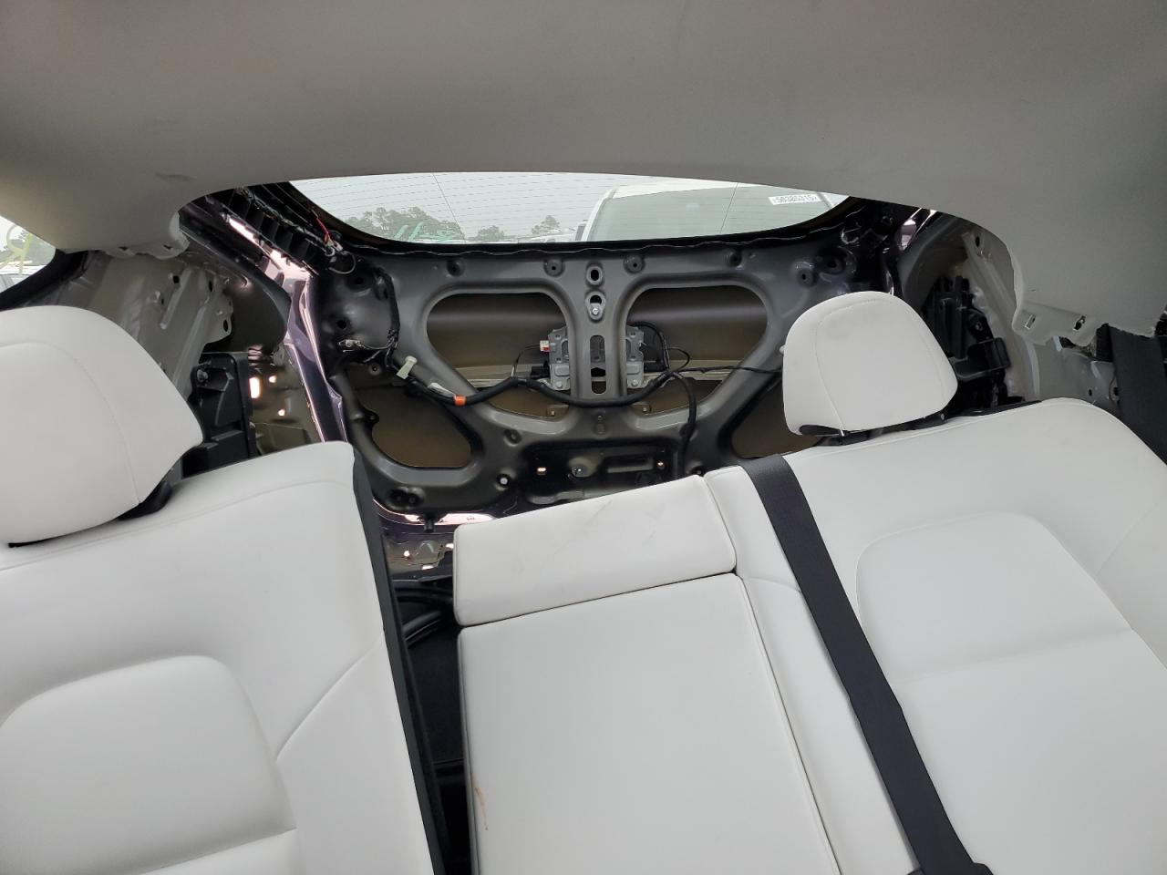 2022 TESLA MODEL Y  VIN:7SAYGDEE1NF315198