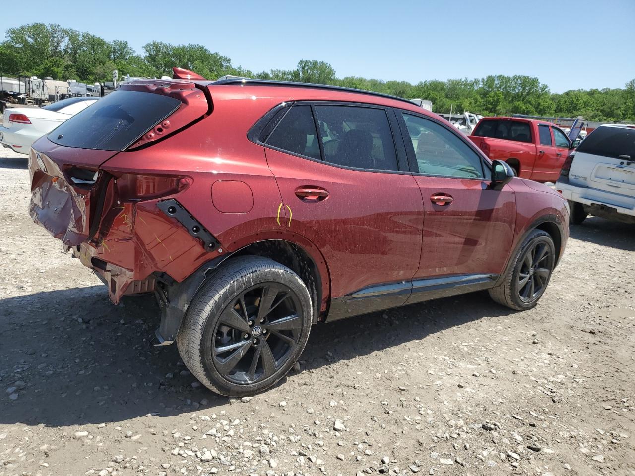 2022 BUICK ENVISION ESSENCE VIN:LRBFZNR4XND136802