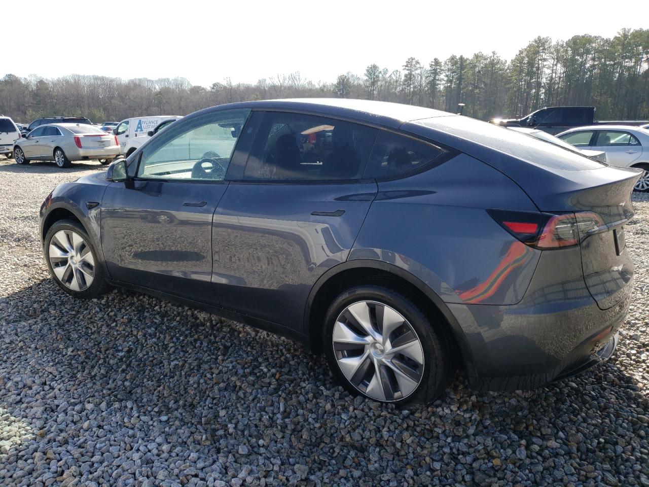 2023 TESLA MODEL Y  VIN:7SAYGDEE2PA187828