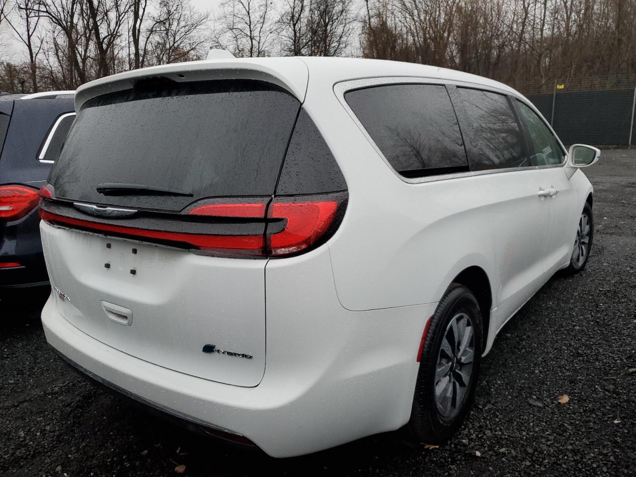 2022 CHRYSLER PACIFICA HYBRID TOURING L VIN:2C4RC1L78NR224661
