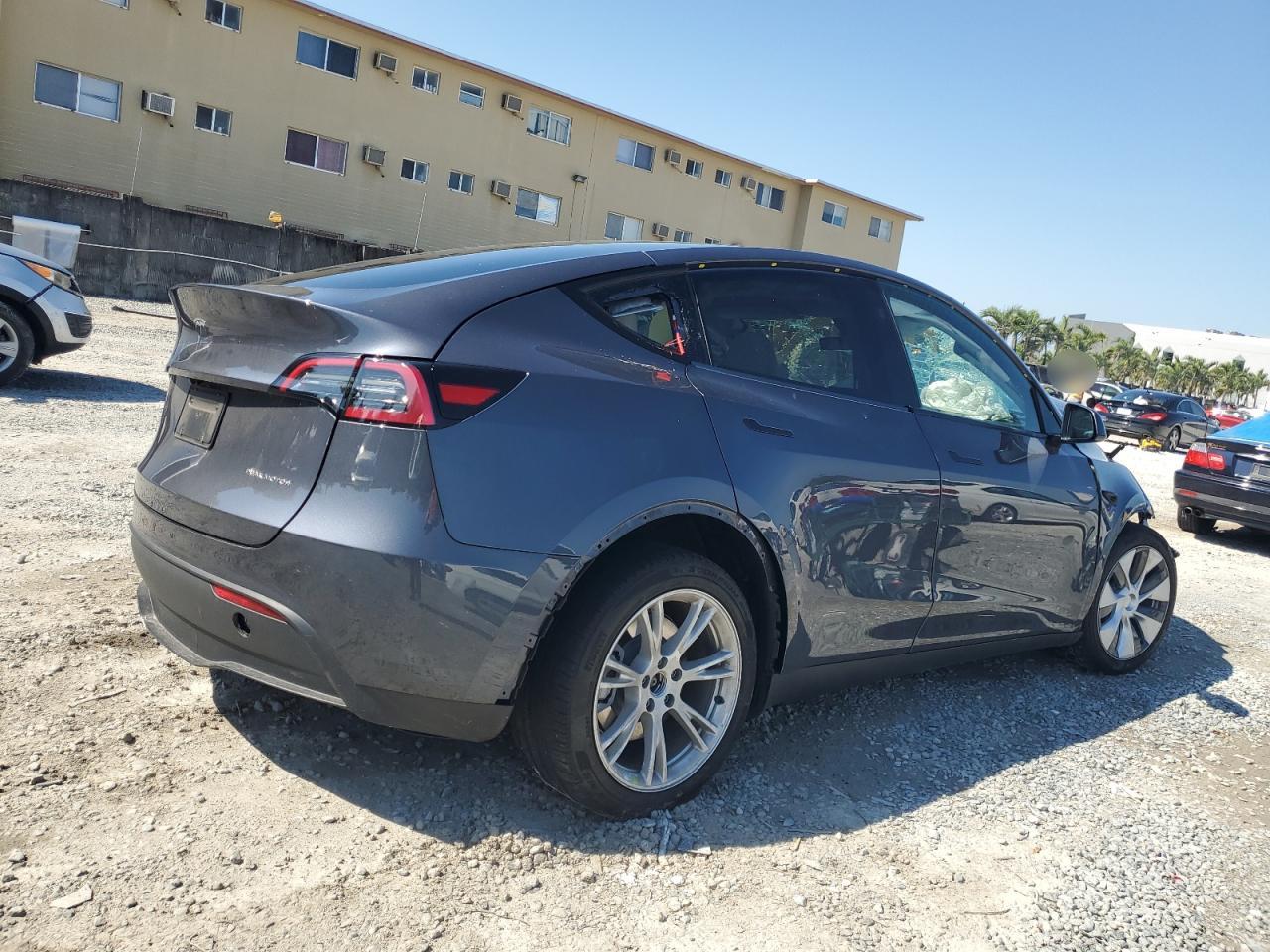 2023 TESLA MODEL Y  VIN:7SAYGDEE7PA191681