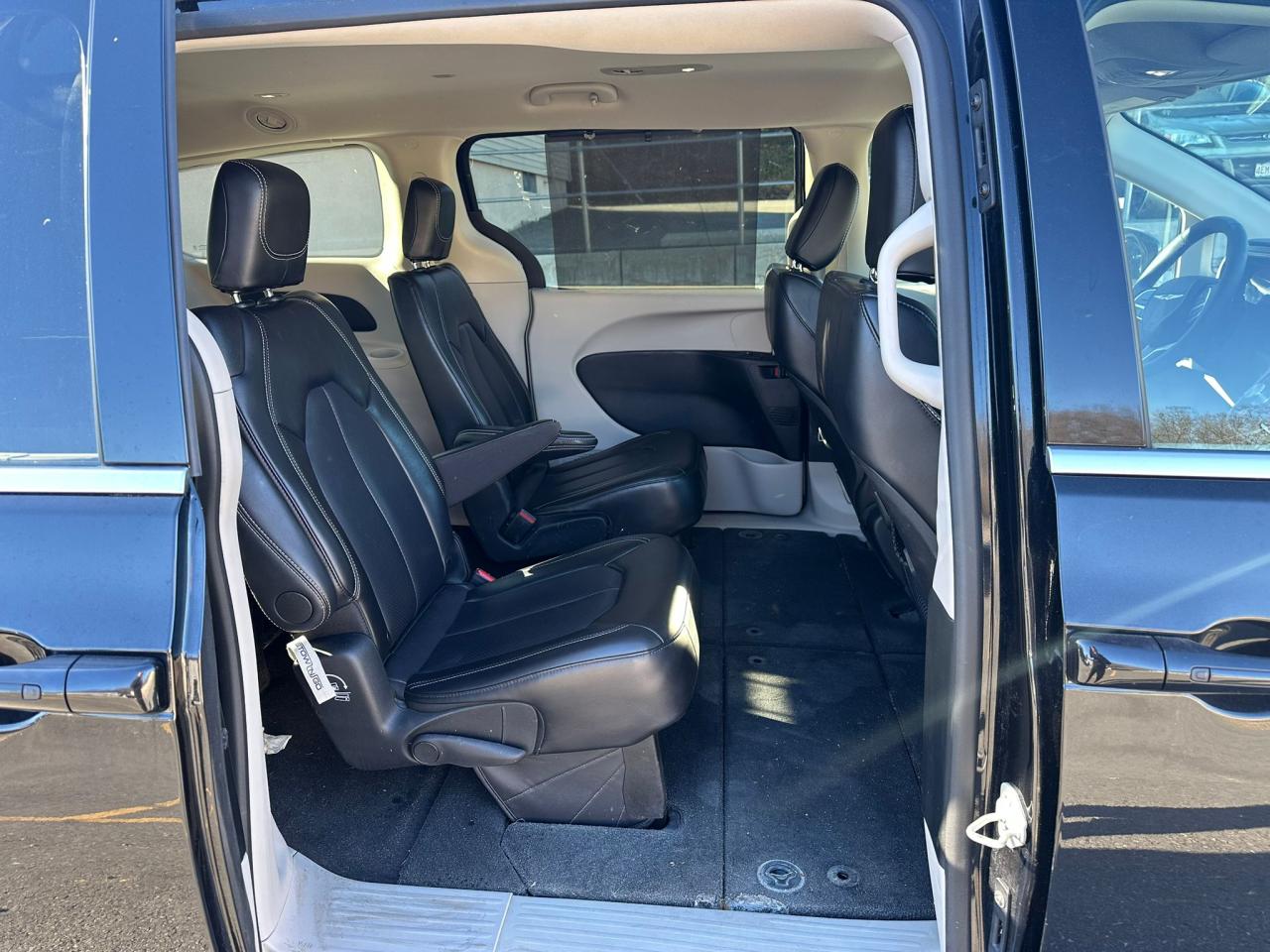 2024 CHRYSLER PACIFICA TOURING L VIN:2C4RC1BG7RR101683