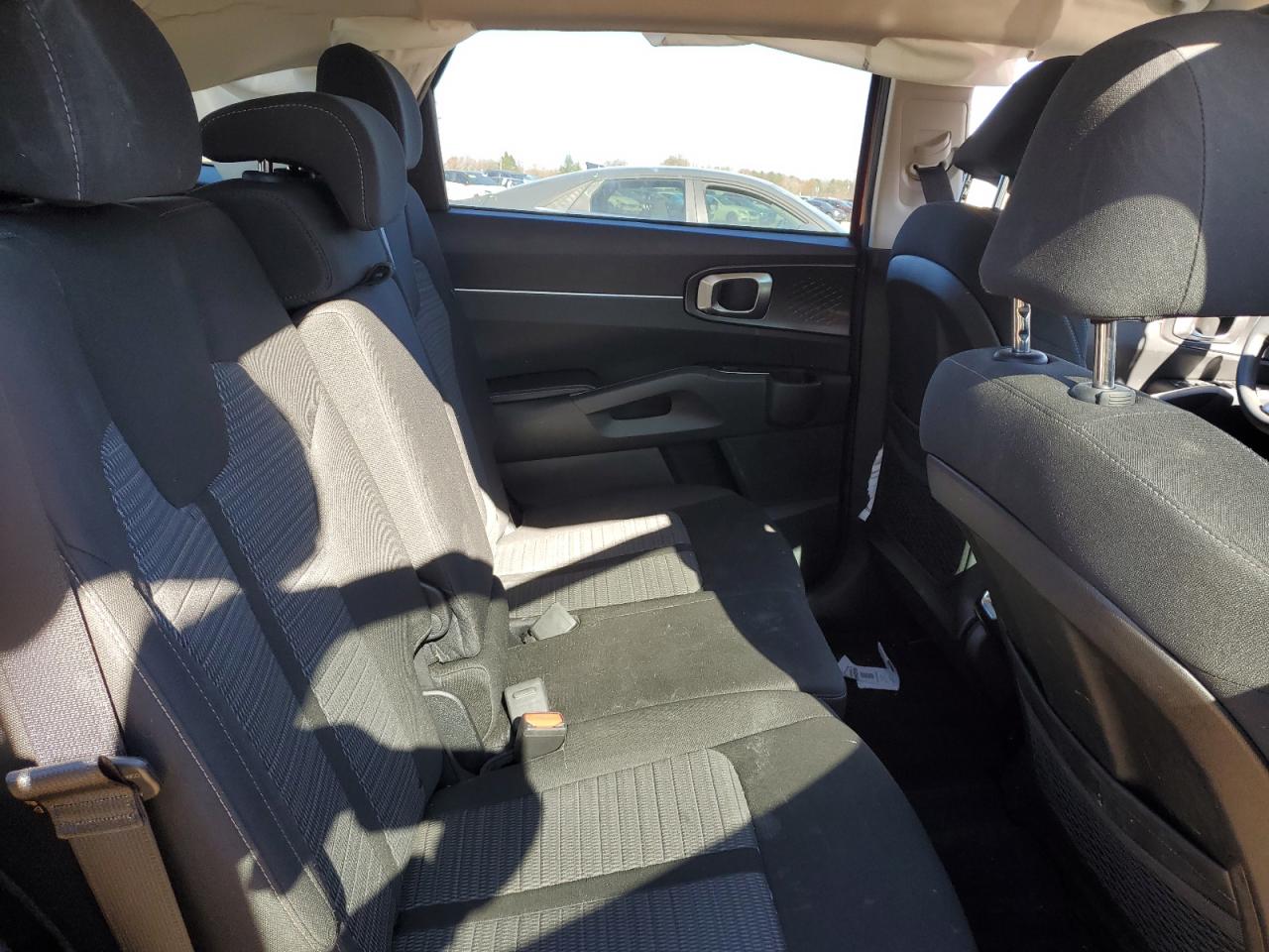 2022 KIA SORENTO LX VIN:5XYRG4LC4NG140344