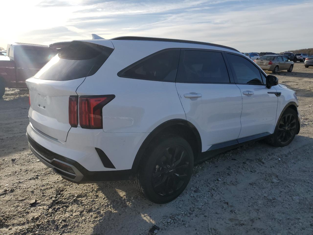 2023 KIA SORENTO SX VIN:5XYRK4LF4PG239838