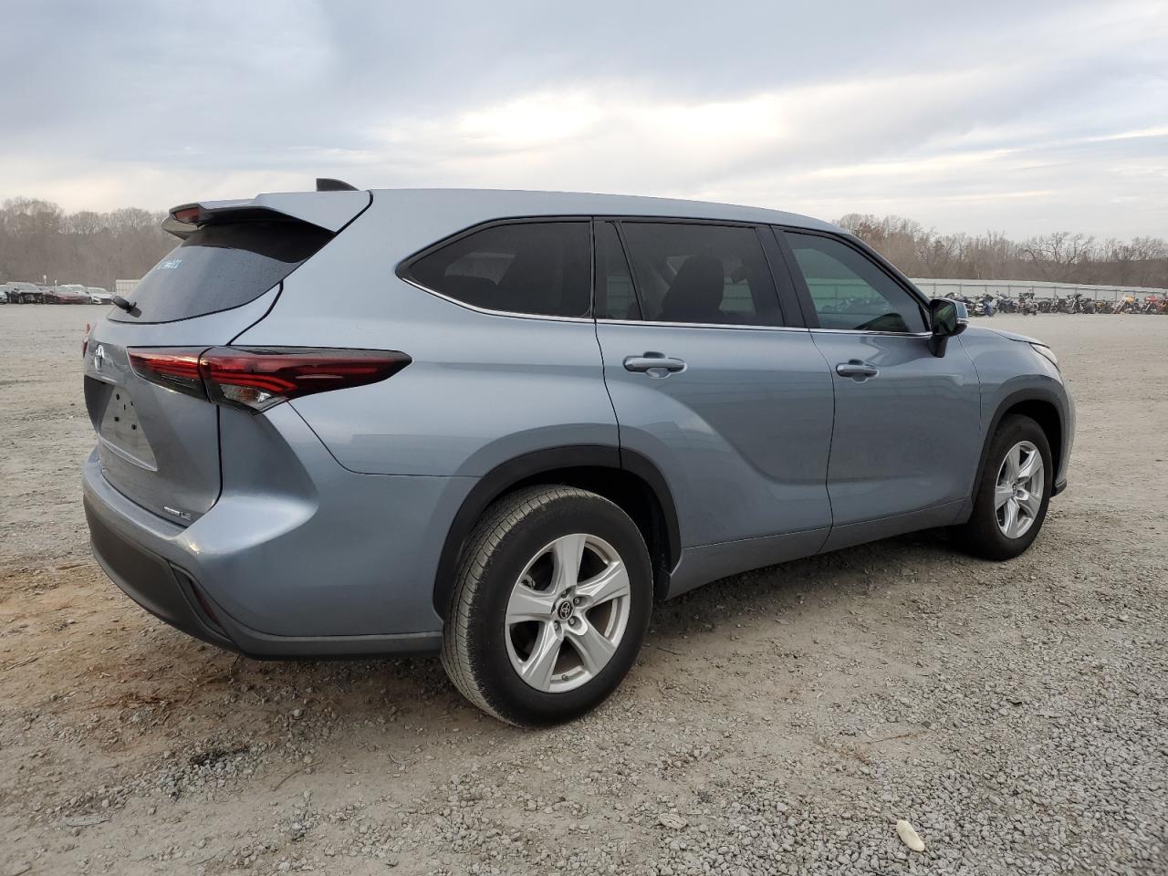 2024 TOYOTA HIGHLANDER LE VIN:5TDKDRAH7RS528294
