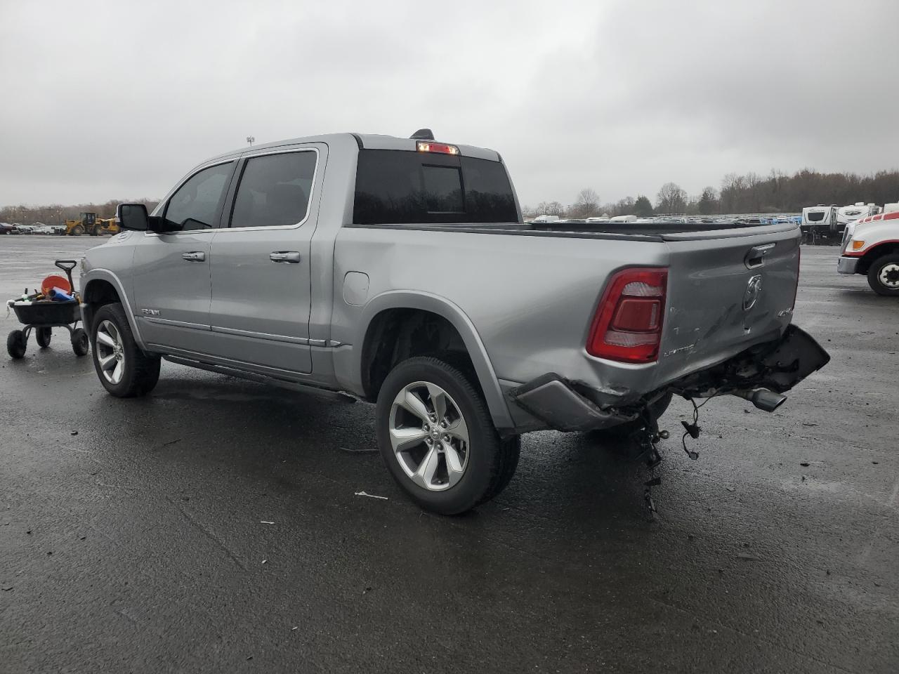 2022 RAM 1500 LIMITED VIN:1C6SRFHT3NN347629