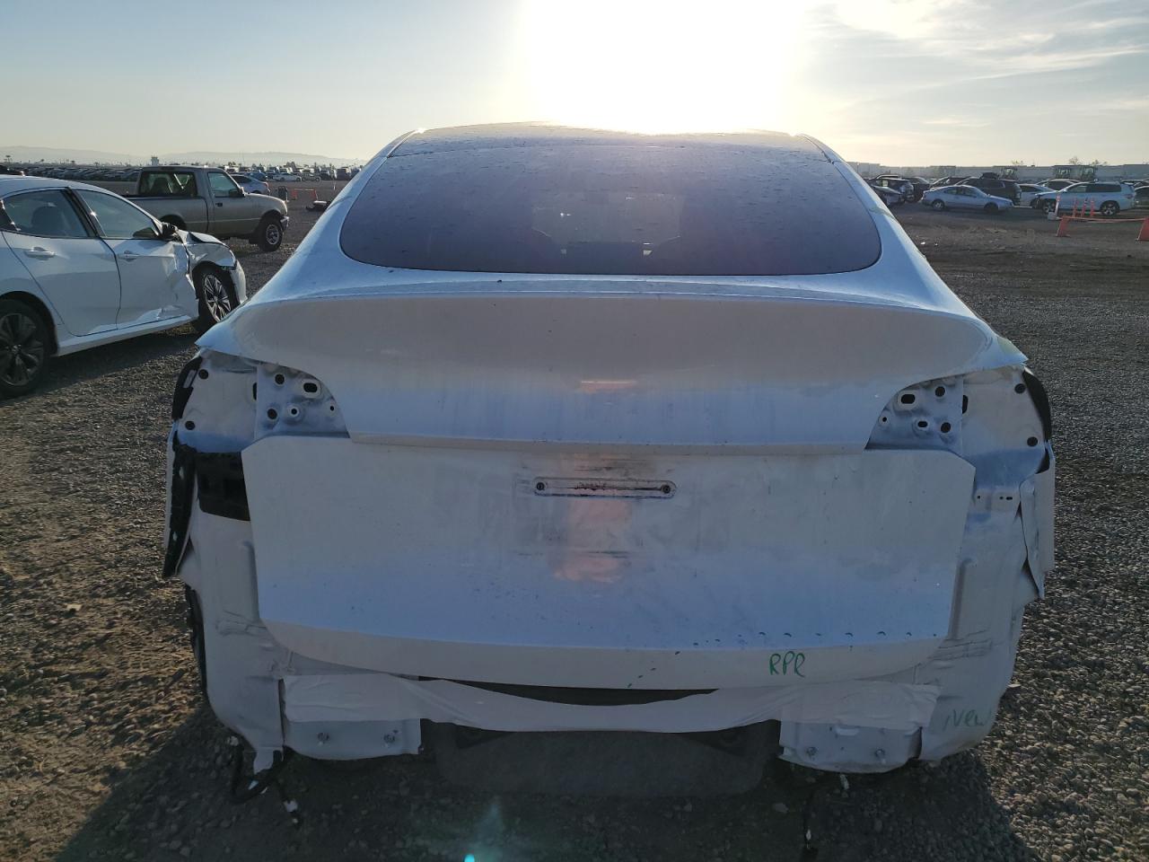 2022 TESLA MODEL Y  VIN:7SAYGDEE9NF367274