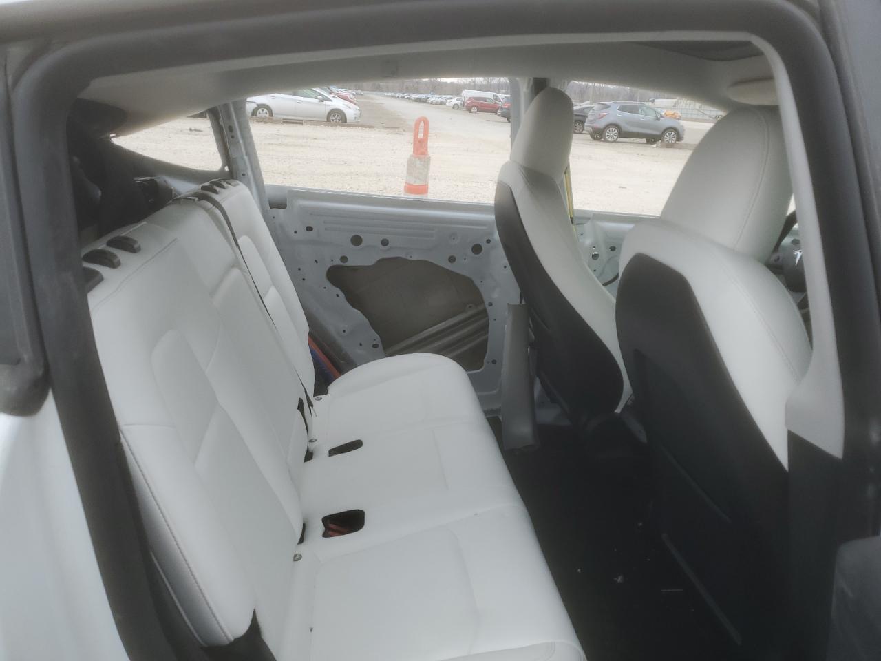 2023 TESLA MODEL Y  VIN:7SAYGDEF6PF782614