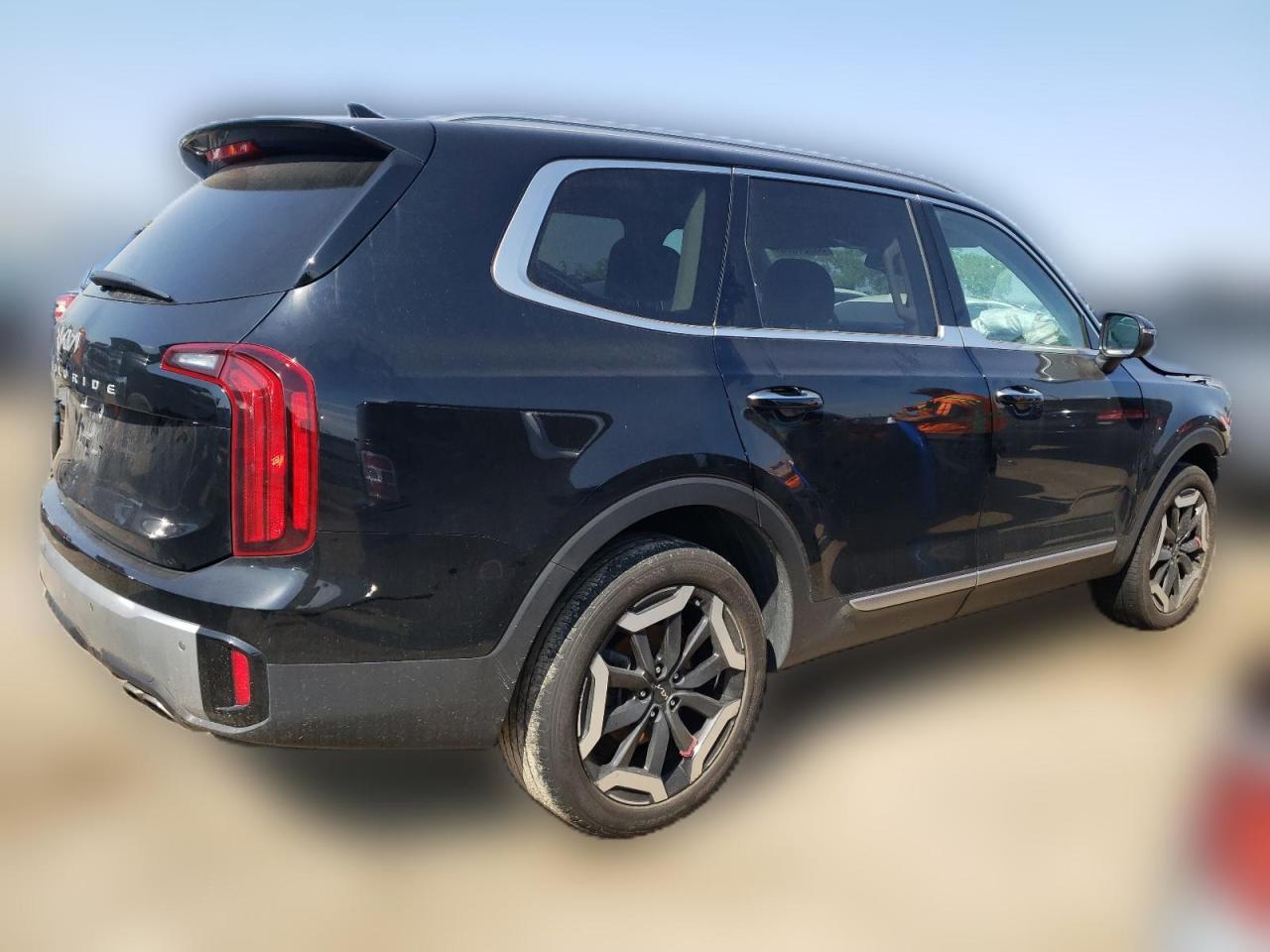 2023 KIA TELLURIDE S VIN:5XYP64GC4PG332046