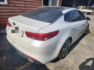 2016 Kia K5 VIN: