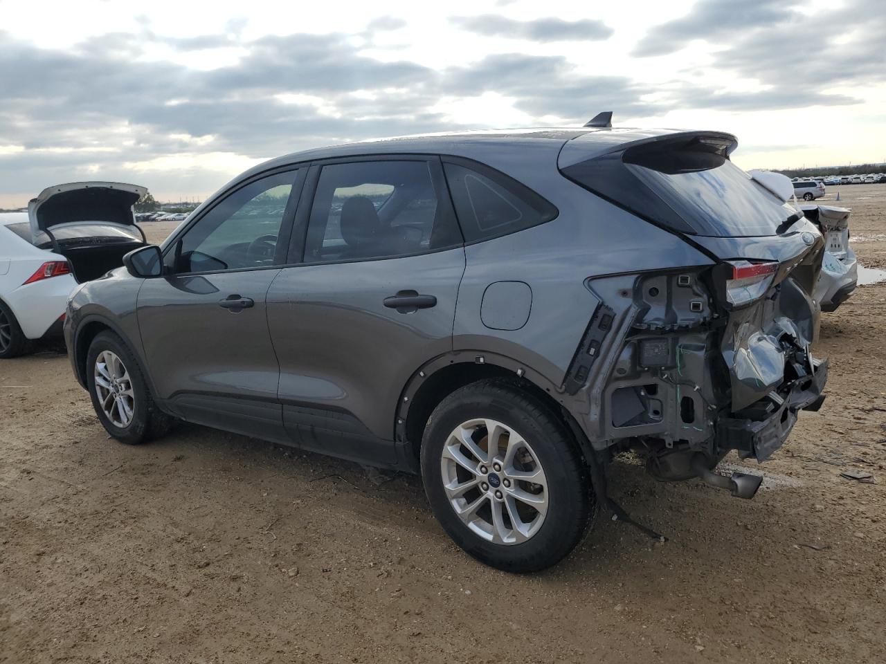 2022 FORD ESCAPE S VIN:1FMCU0F67NUA11652