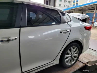 2016 Kia K5 VIN: