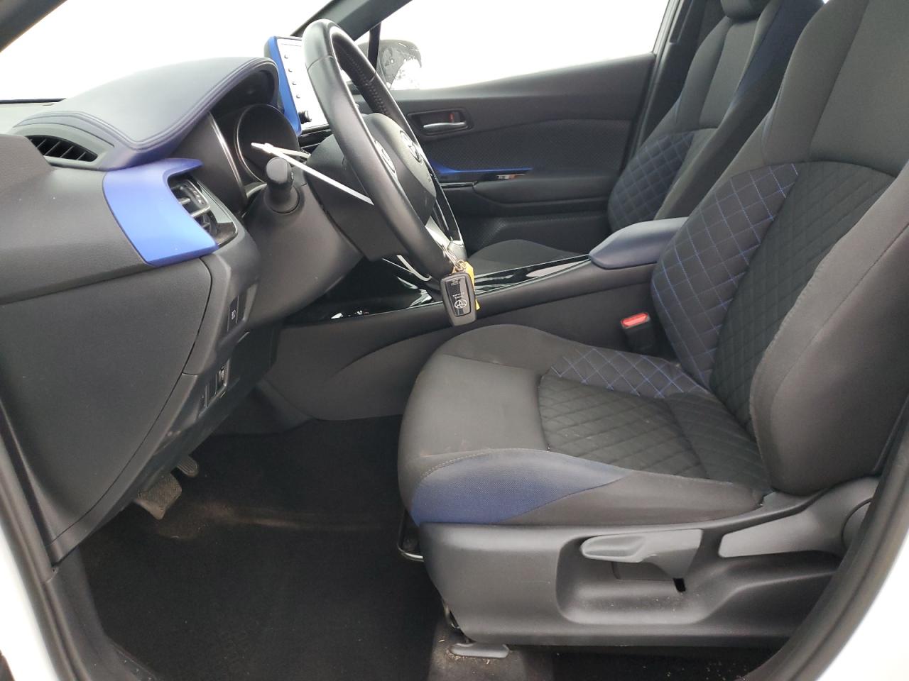 2022 TOYOTA C-HR XLE VIN:NMTKHMBX3NR146379