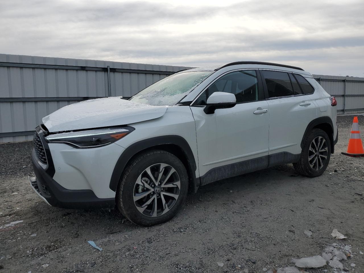 2023 TOYOTA COROLLA CROSS XLE VIN:7MUDAABG4PV077269