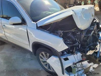 2015 Volkswagen Tiguan VIN: