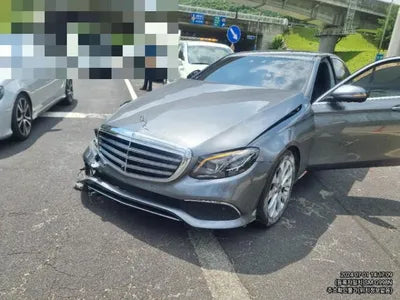 2018 Mercedes-Benz E 220 VIN: