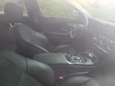 2015 Mercedes-Benz C 200 VIN: