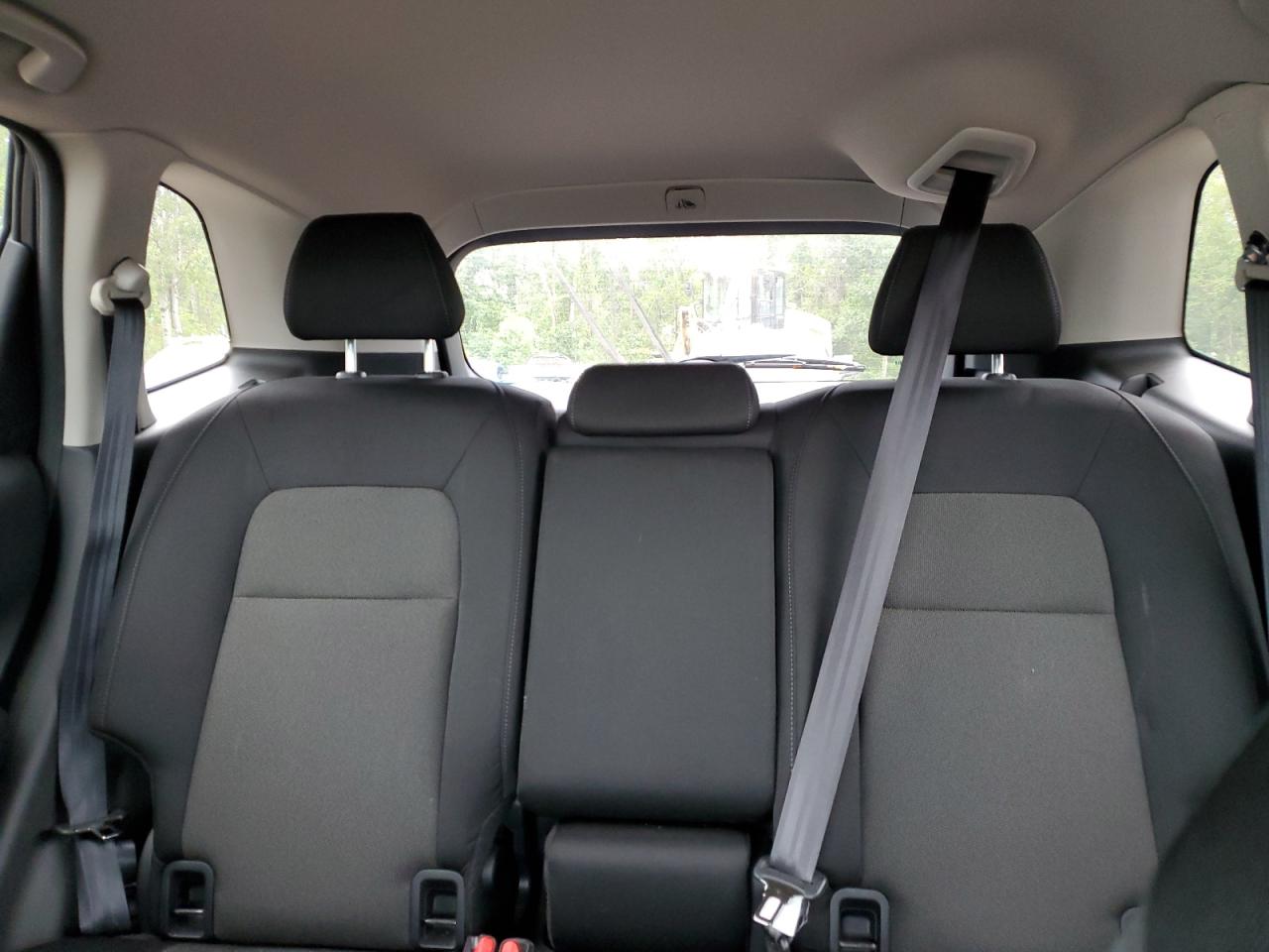 2023 HONDA CR-V LX VIN:2HKRS3H21PH001860