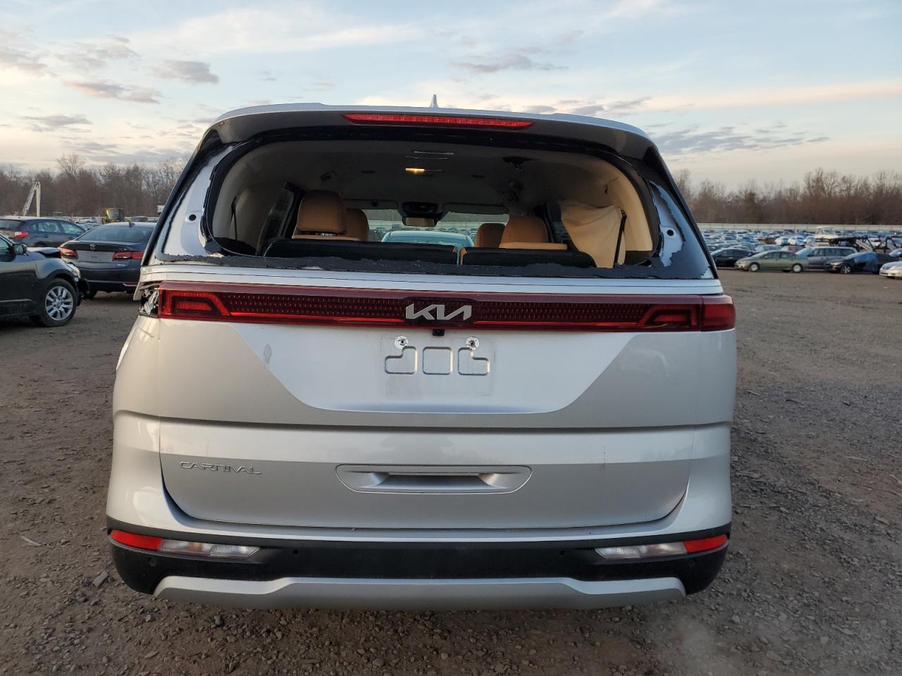 2023 KIA CARNIVAL LX VIN:KNDNB4H32P6256041