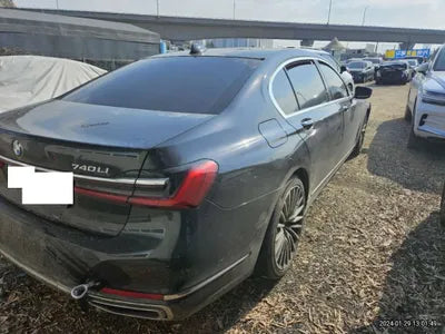2021 BMW 740 WBA7T4107MCG35426 VIN:WBA7T4107MCG35426