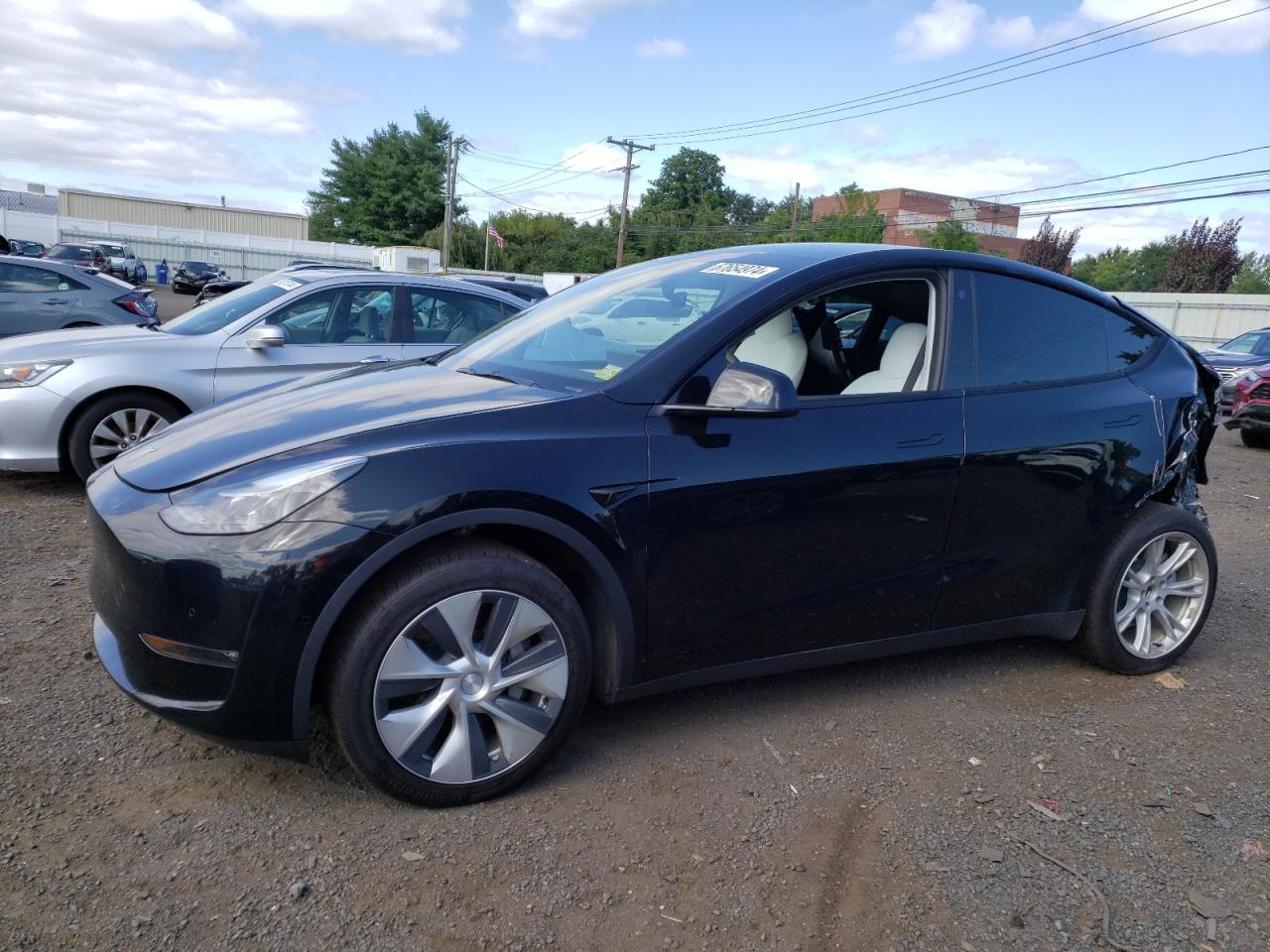 2022 TESLA MODEL Y  VIN:7SAYGDEE5NF538635