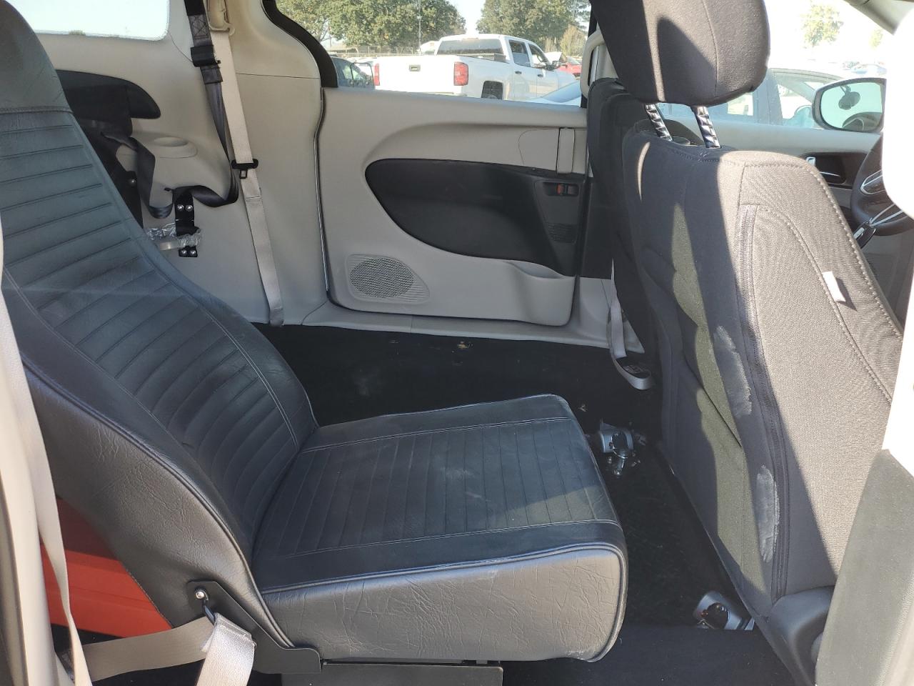 2023 CHRYSLER VOYAGER LX VIN:2C4RC1CG0PR617184