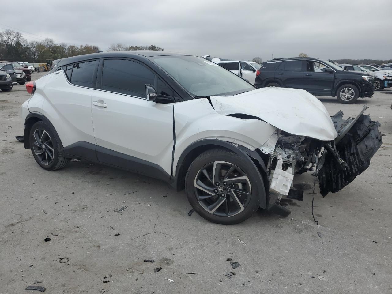 2022 TOYOTA C-HR XLE VIN:NMTKHMBX6NR147915