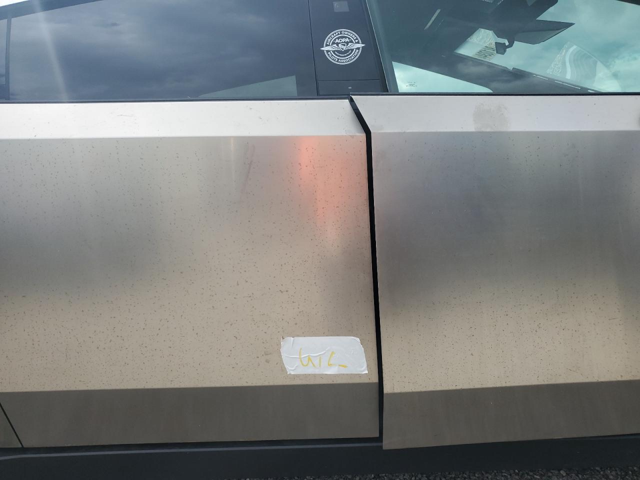 2024 TESLA CYBERTRUCK  VIN:7G2CEHED2RA015326