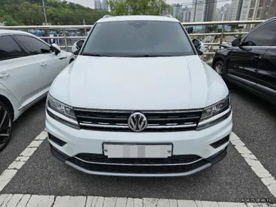 2020 Volkswagen Tiguan VIN: