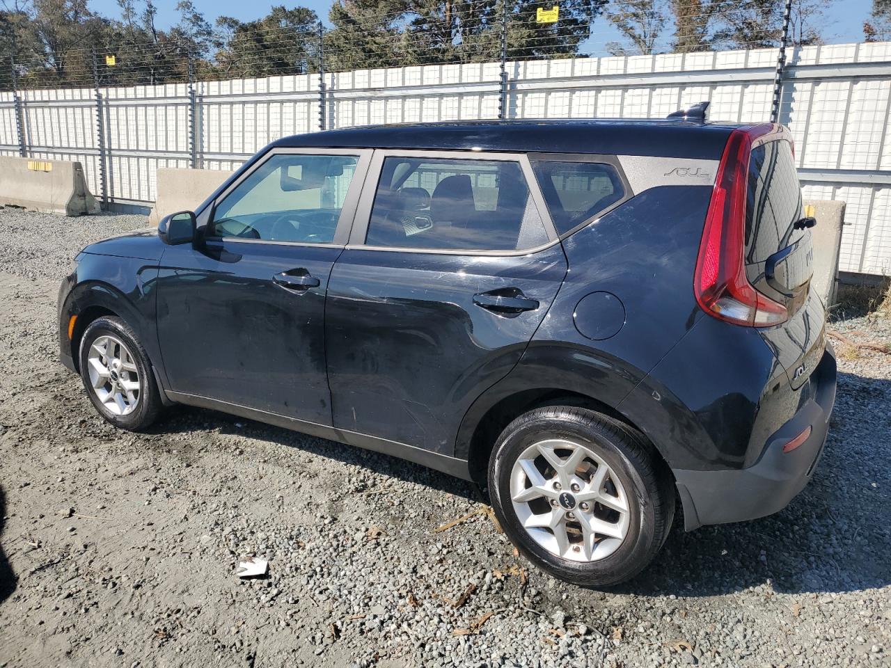 2022 KIA SOUL LX VIN:KNDJ23AU0N7183240