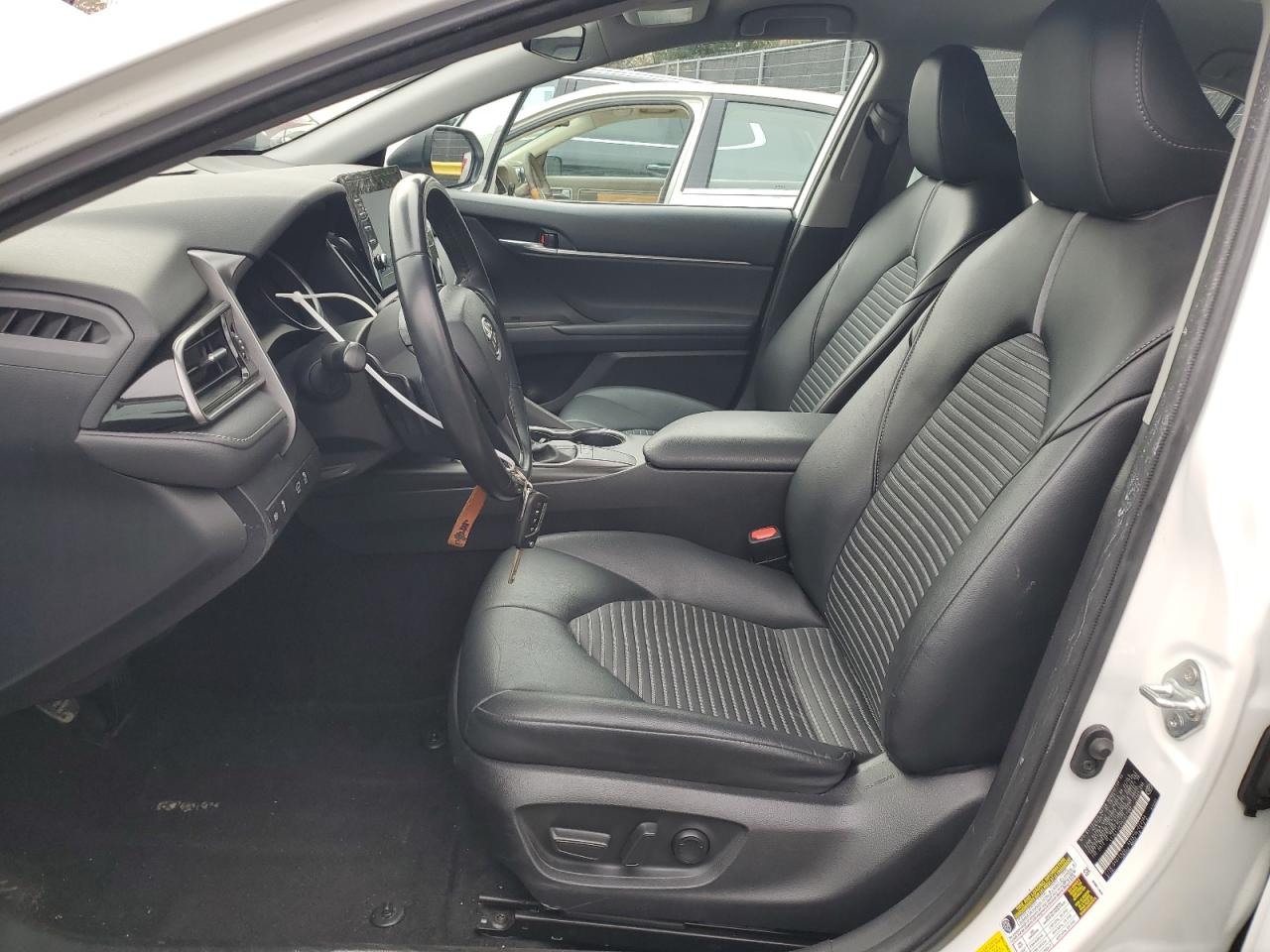 2022 TOYOTA CAMRY SE VIN:4T1G11AK6NU627086