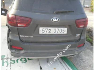 2020 Kia Sorento KNAPG81ADLA555656 VIN:KNAPG81ADLA555656
