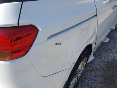 2017 Kia Carnival VIN: