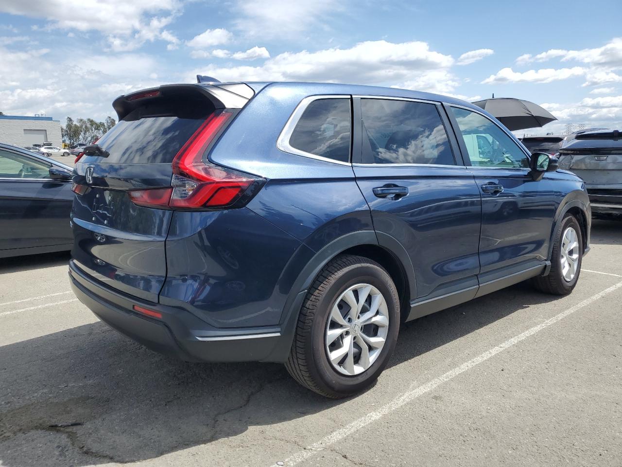 2023 HONDA CR-V LX VIN:2HKRS3H28PH306367