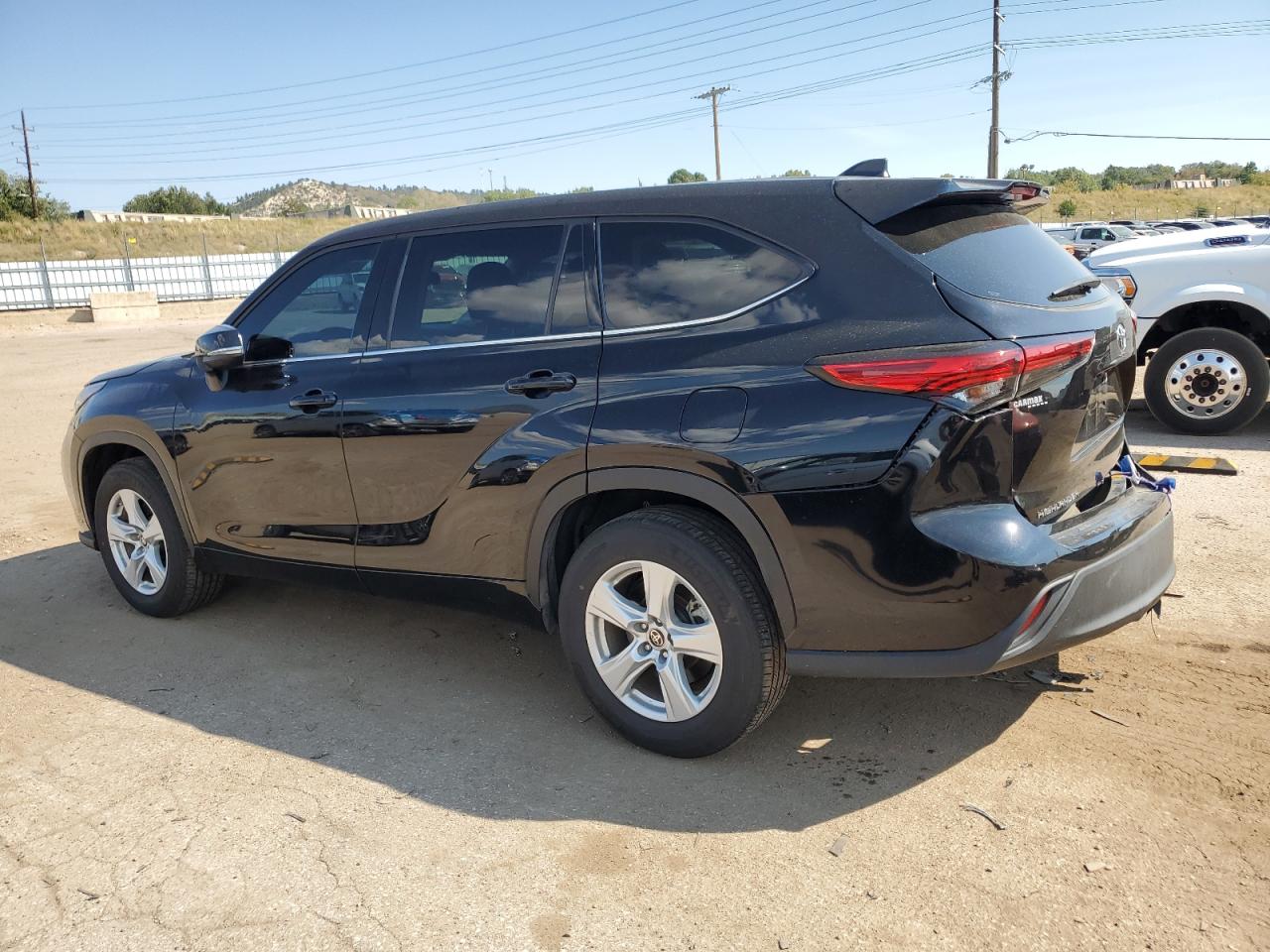 2022 TOYOTA HIGHLANDER L VIN:5TDCZRAHXNS120162