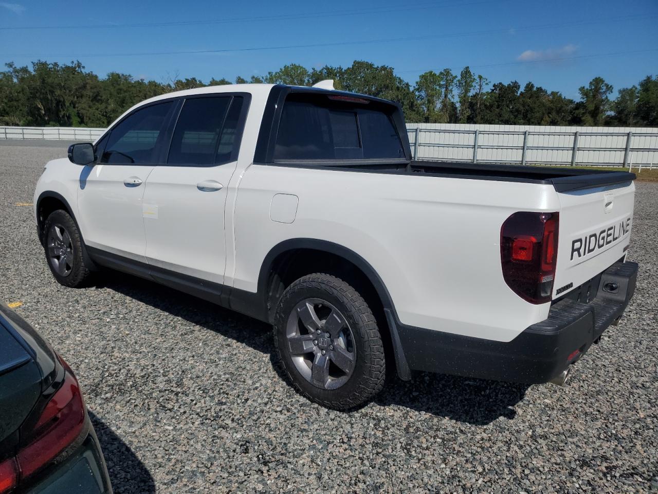 2024 HONDA RIDGELINE TRAIL SPORT VIN:5FPYK3F63RB005077