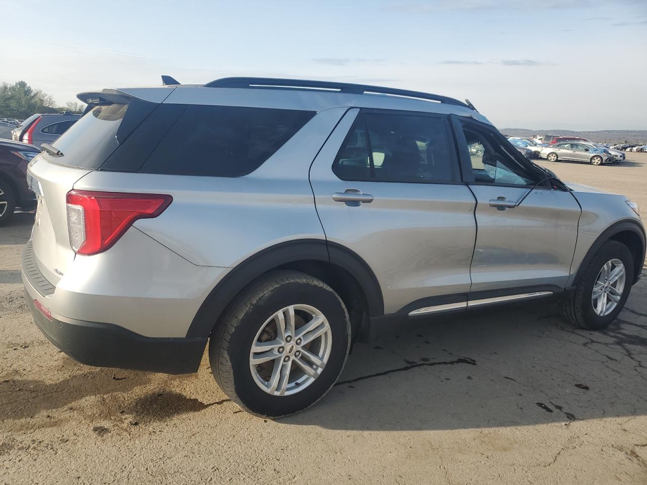 2023 FORD EXPLORER XLT VIN:1FMSK8DH0PGB85195